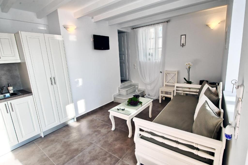 ثيرا Archontiko Suites Santorini الغرفة الصورة