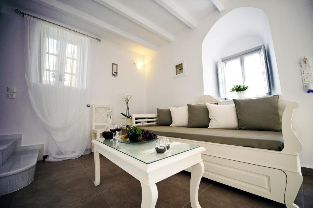 ثيرا Archontiko Suites Santorini الغرفة الصورة